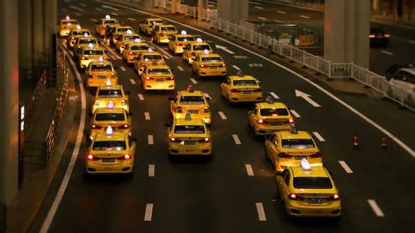 24/7 Lyon Airport Taxi Services: Start Your Ride Now
